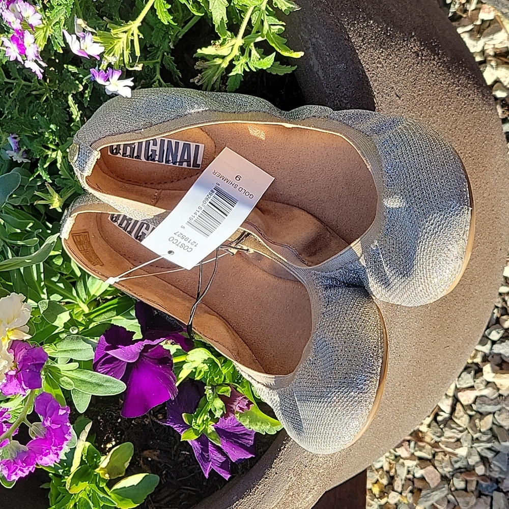 Gold Shimmer Nicole Miller Emma Ballet Flats Womens Size 9